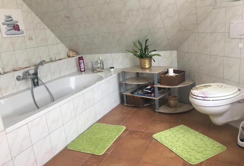 בית, 2 חדרי שינה, Fewo S Runde Wiese Rw