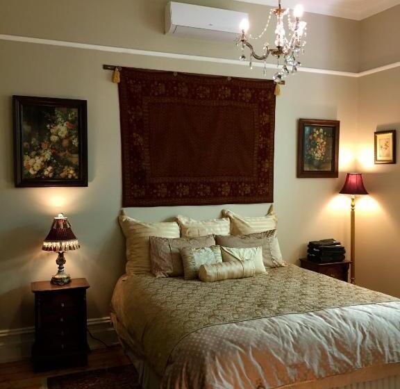 חדר דחוקס עם מיטת קינג, Goldenray