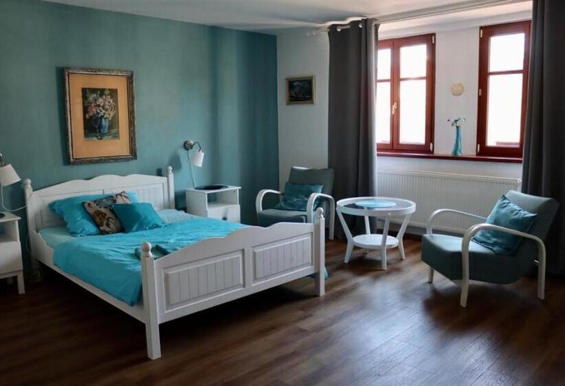 Standard room with outdoor bath, Penzion U Kapra