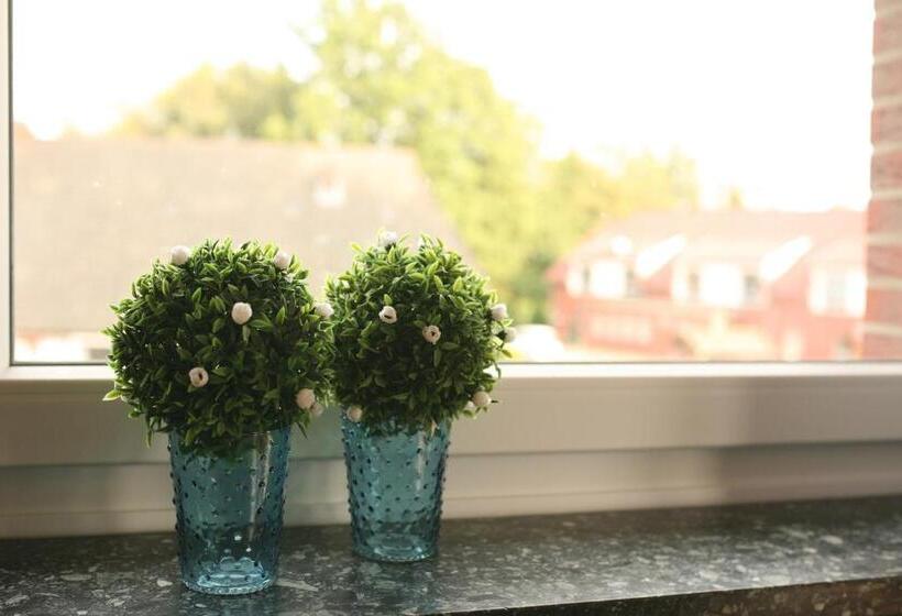 غرفة عائلية, Piano