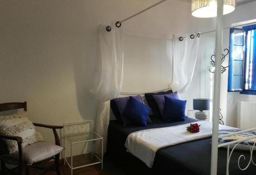 Standard room with outdoor bath, Parfumu Di Celu