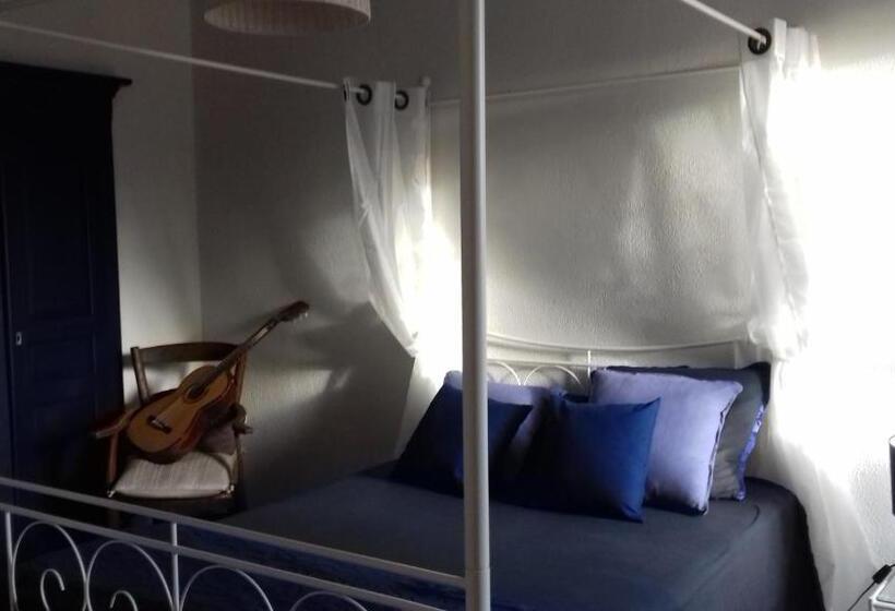 Standard room with outdoor bath, Parfumu Di Celu