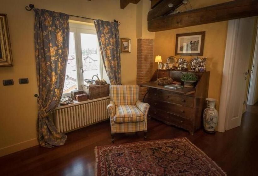 スタンダードルーム, La Casa Sui Tetti