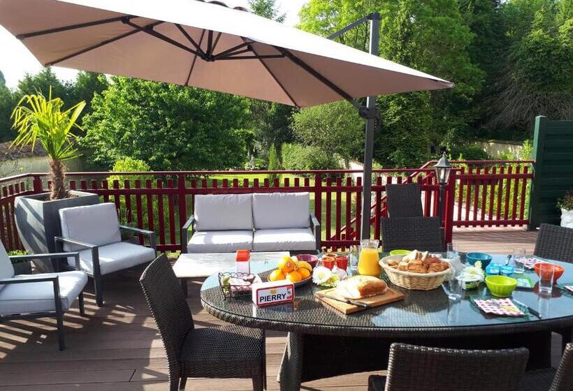 Люкс Вид на Сад, La Crapounette