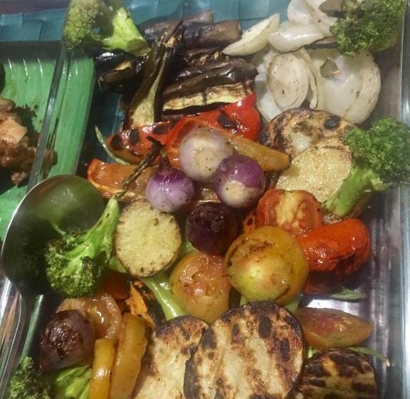 اتاق استاندارد یک نفره, Riverside At Aninuan Accommodation And Food