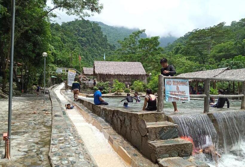 اتاق استاندارد یک نفره, Riverside At Aninuan Accommodation And Food