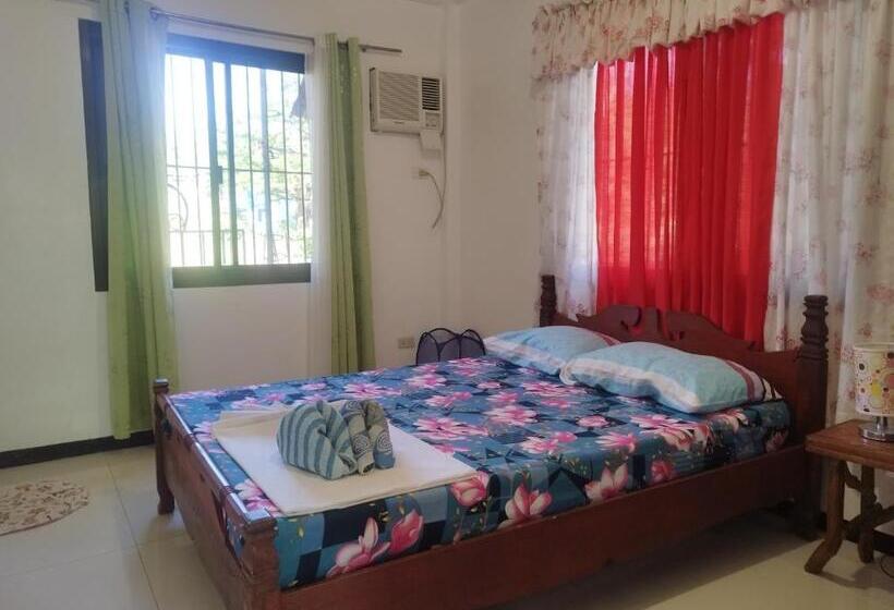 اتاق خانوادگی, Riverside At Aninuan Accommodation And Food