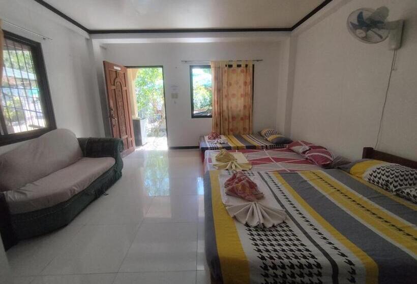 اتاق خانوادگی, Riverside At Aninuan Accommodation And Food