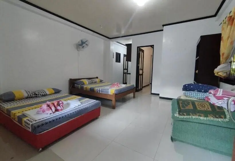 اتاق خانوادگی, Riverside At Aninuan Accommodation And Food