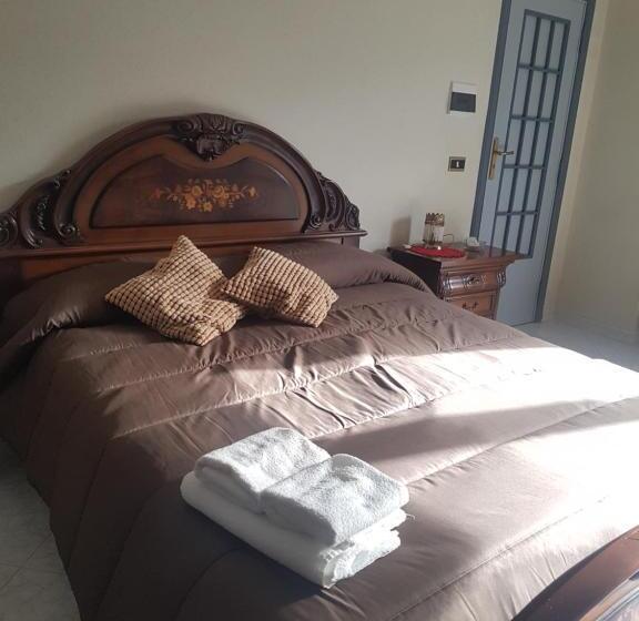 バルコニー付きデラックスルーム, A Forino