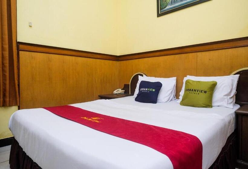 غرفة قياسية, Urbanview Hotel Dedy Jaya Brebes