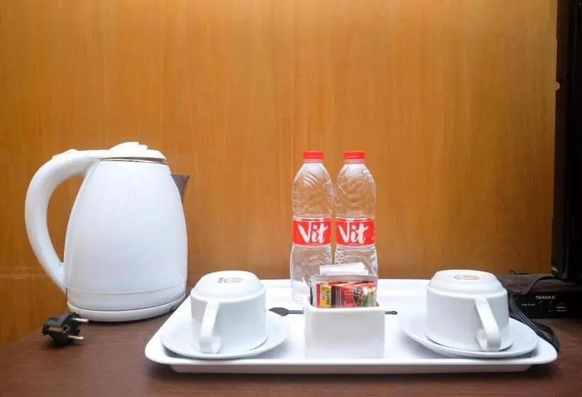 デラックスルーム, Urbanview Hotel Dedy Jaya Brebes