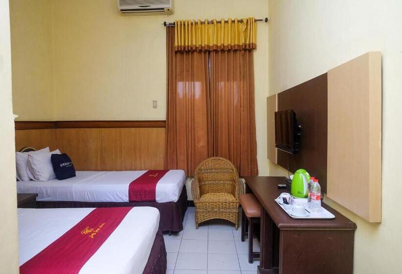 غرفة قياسية, Urbanview Hotel Dedy Jaya Brebes