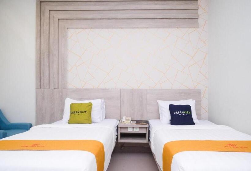 Номер Superior, Urbanview Hotel Dedy Jaya Brebes