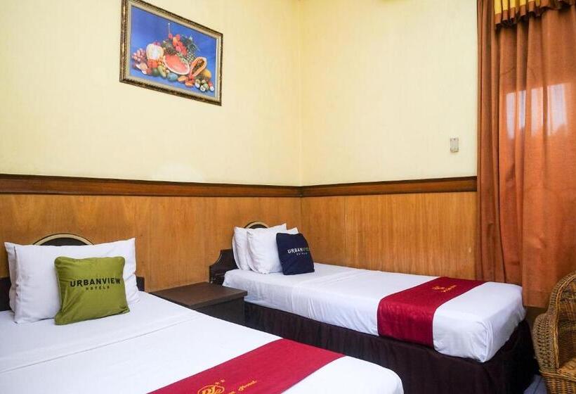 غرفة قياسية, Urbanview Hotel Dedy Jaya Brebes