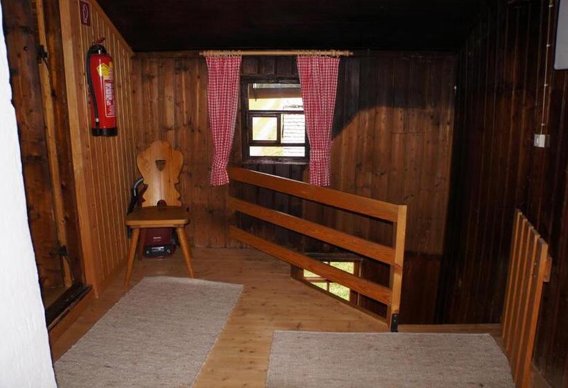 בית, 3 חדרי שינה, Haus Matschwitz