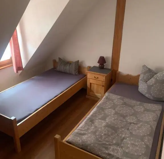 スタンダードシングルルーム, Altstadtpension Zirndorf
