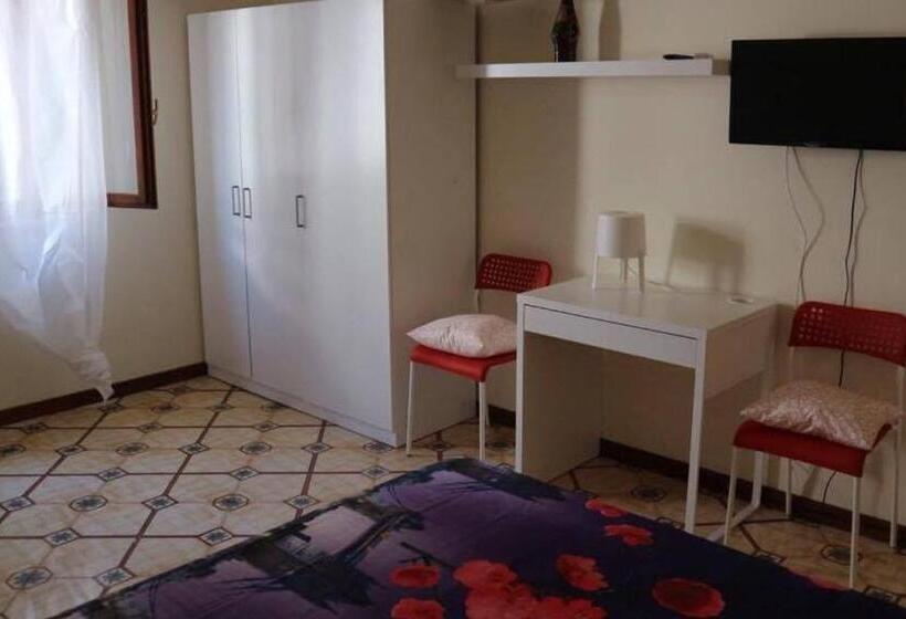 스탠다드 트리플 룸, Amorosita