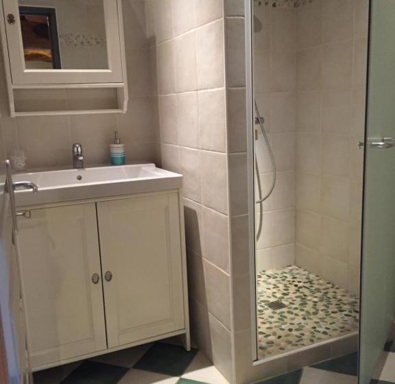 غرفة عائلية, Chambre D Hotes Lencouet