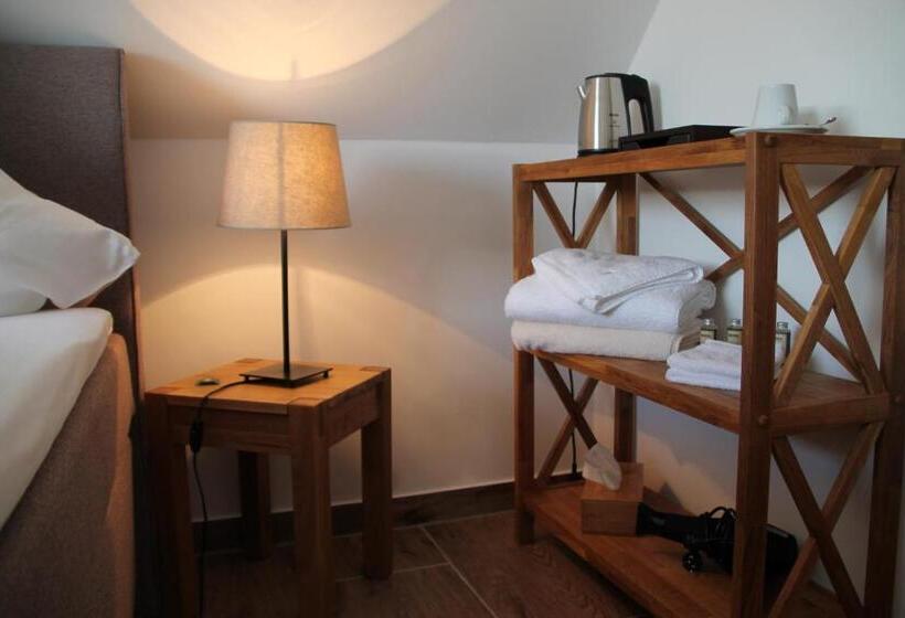 标准间, Gästezimmer Gier