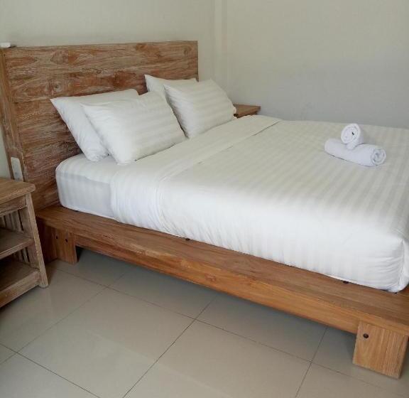 חדר סטנדרט, The 5 Brothers