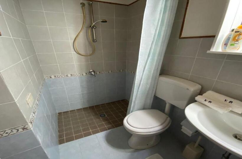 جناح عائلي, Le Due Palme