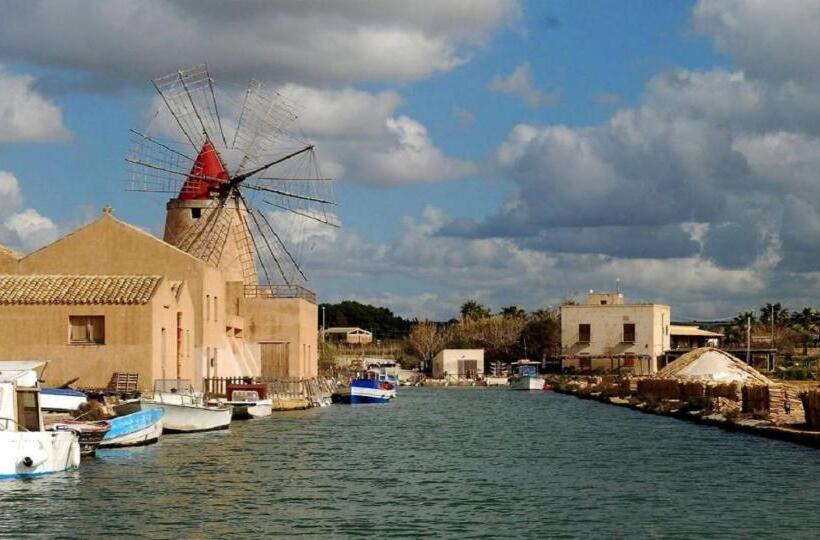 جناح عائلي, Le Due Palme