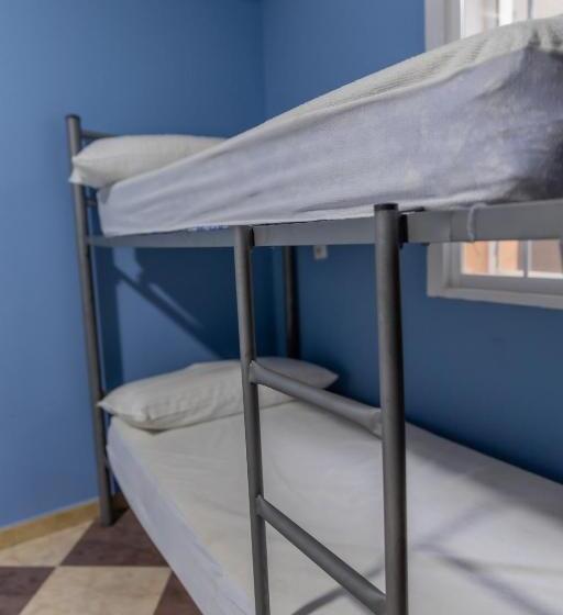 4인용 스탠다드 룸, Albergue Rojo Plata