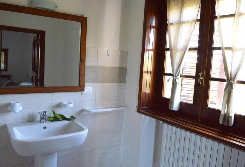 标准间带阳台, B&b Profumo Di Alloro