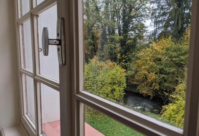 Номер Стандарт, Moulin De Belle Isle