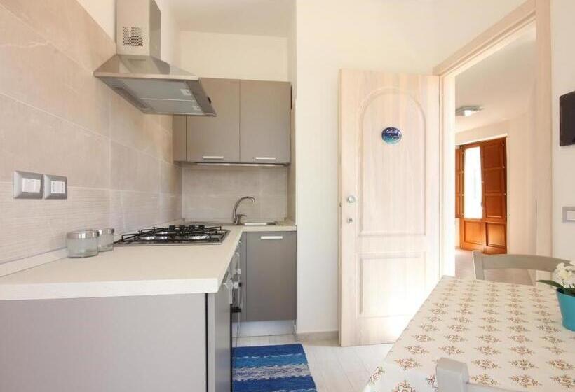 Апартаменты 1 Спальня с Балконом, Odissea Residence E Rooms