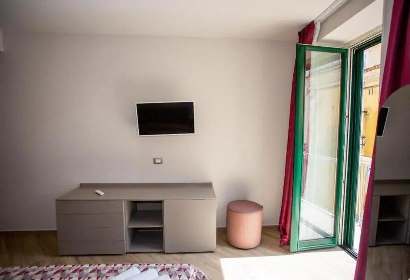 バルコニー付きスタンダードルーム, Odissea Residence E Rooms