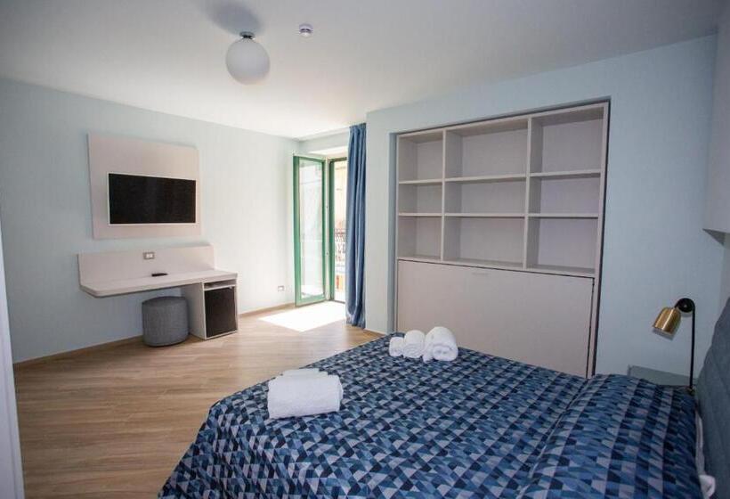 غرفة كومفورت ثلاثية, Odissea Residence E Rooms