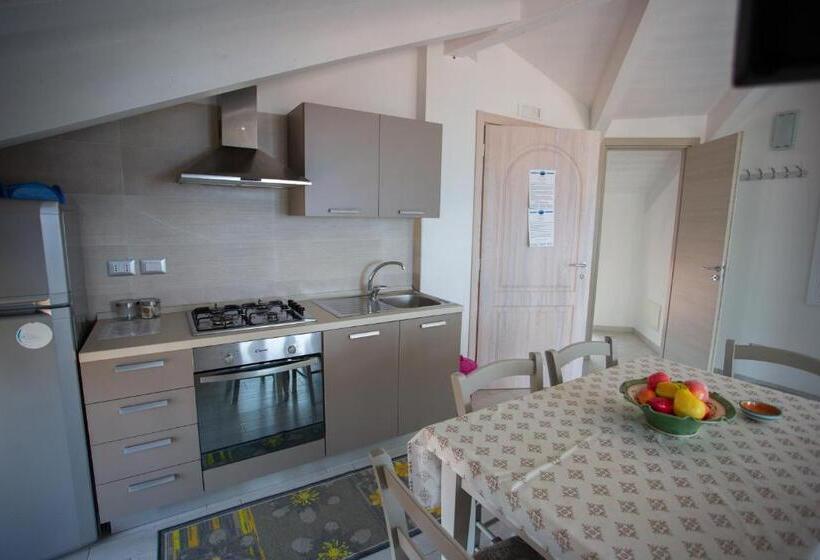 شقة غرفة واحدة مطلة على البحر, Odissea Residence E Rooms