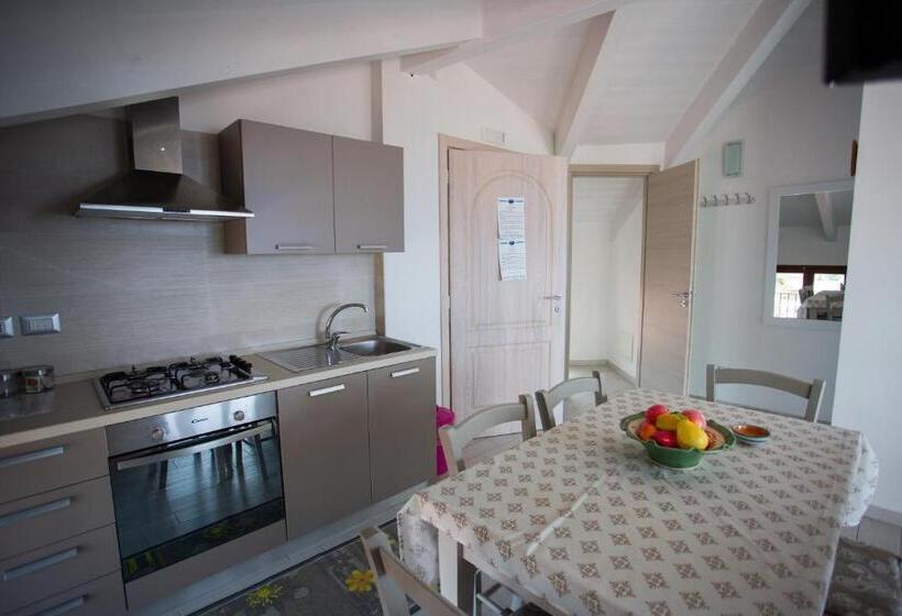 شقة غرفة واحدة مطلة على البحر, Odissea Residence E Rooms