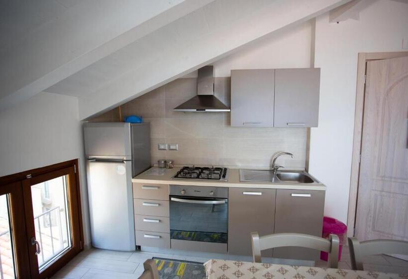 شقة غرفة واحدة مطلة على البحر, Odissea Residence E Rooms