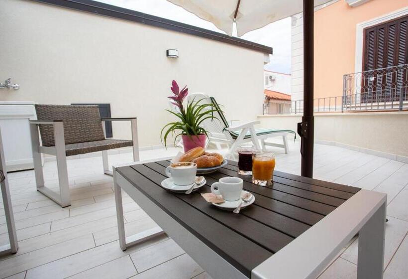 Апартаменты 1 Спальня с Террасой, Odissea Residence E Rooms
