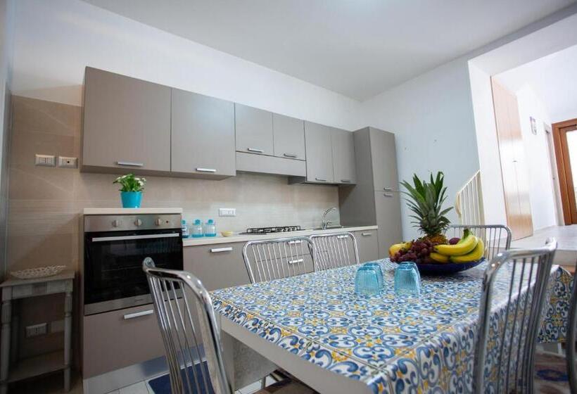 شقة غرفة واحدة مزودة بتراس, Odissea Residence E Rooms