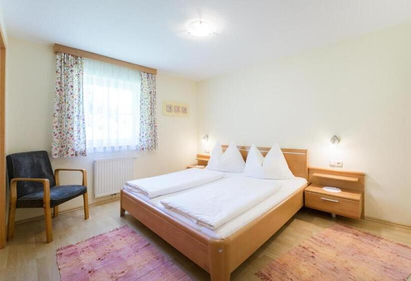 Апартаменты 1 Спальня с Балконом, 4 Mountains Apartments