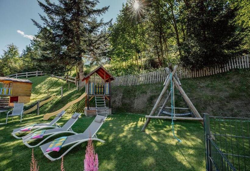 Апартаменты 1 Спальня, 4 Mountains Apartments