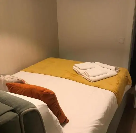 اتاق استاندارد با سرویس بهداشتی مشترک, Junqueira76 Guesthouse