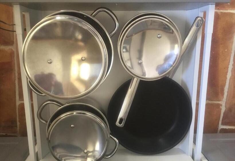 带1个卧室的带阳台的公寓, Le Village