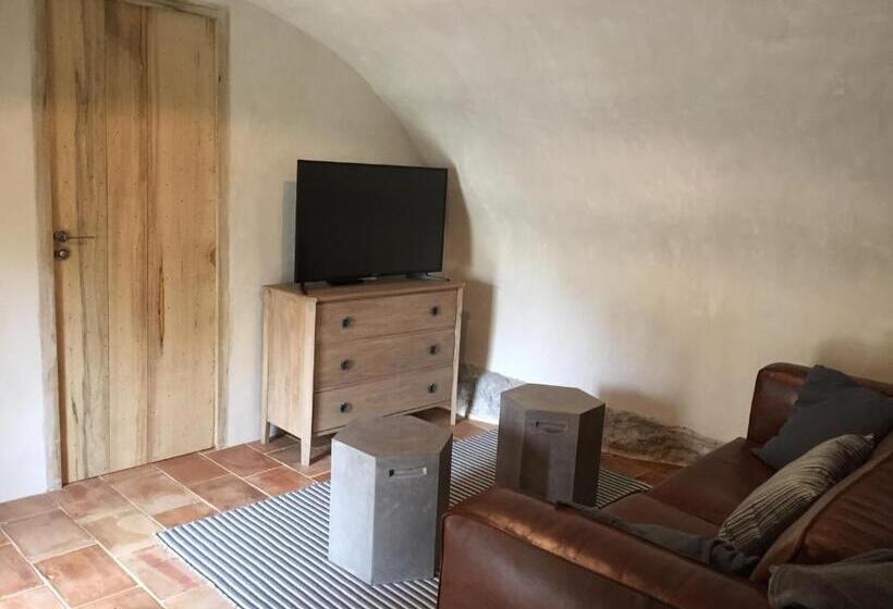 带露台的套间, Le Village