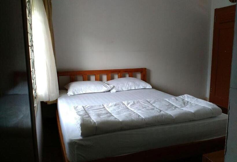 חדר דלוקס, Tani Jiwo Hostel