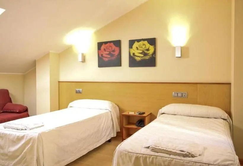 スタンダードルーム, Hostal Restaurante Taracena