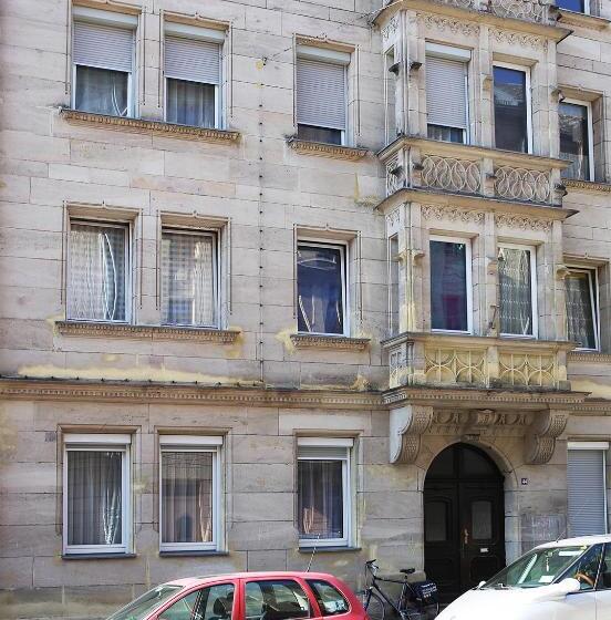 带1个卧室的带阳台的公寓, In Fürth Wie Zuhause