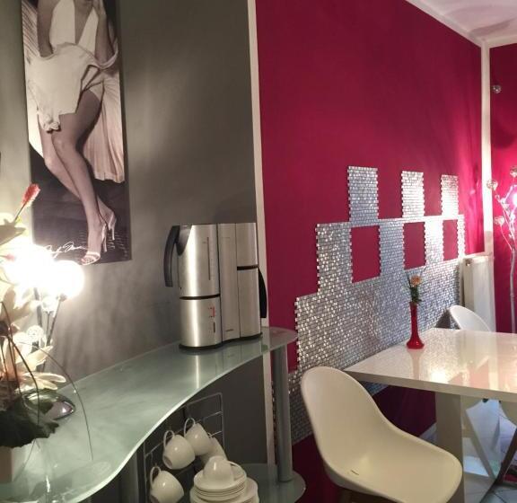 带1个卧室的带阳台的公寓, In Fürth Wie Zuhause