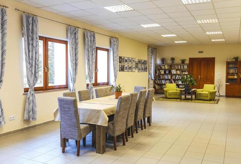 기본룸, Tolnay Kúria és Vendégház