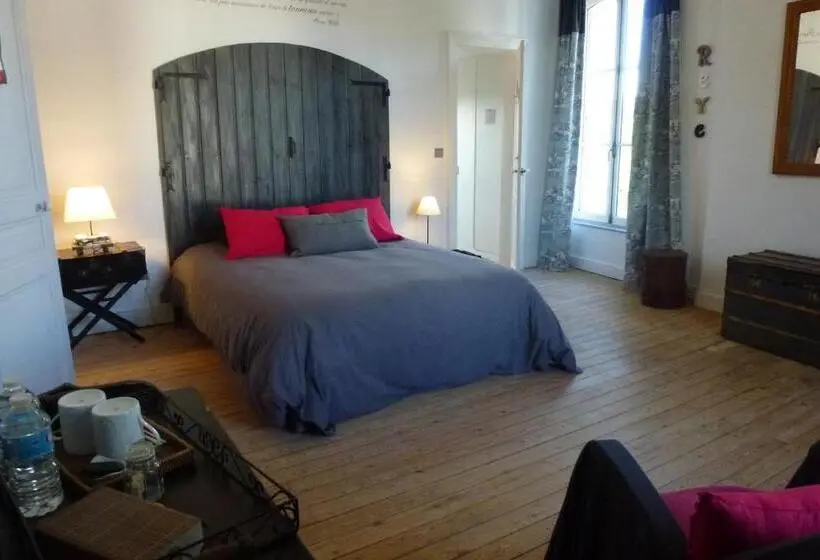 スタンダードルーム, Une Maison En Touraine