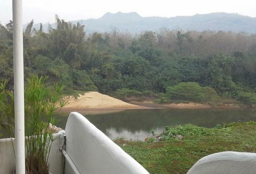 غرفة قياسية مطلة على الجبل, Pingplalee Resort Chasorn